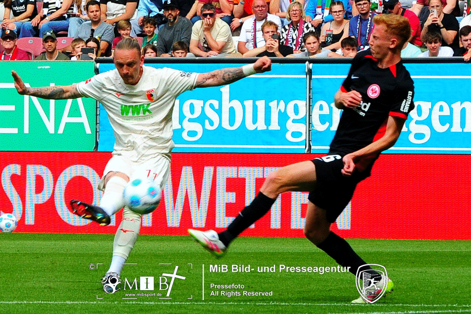 FC Augsburg vs Eintracht Frankfurt (1619)