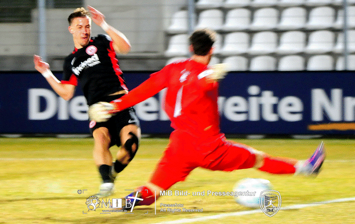 EIntracht Frankfurt II vs FC 08 Villingen (1216)