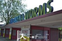 EWR Arena Worms (1002)